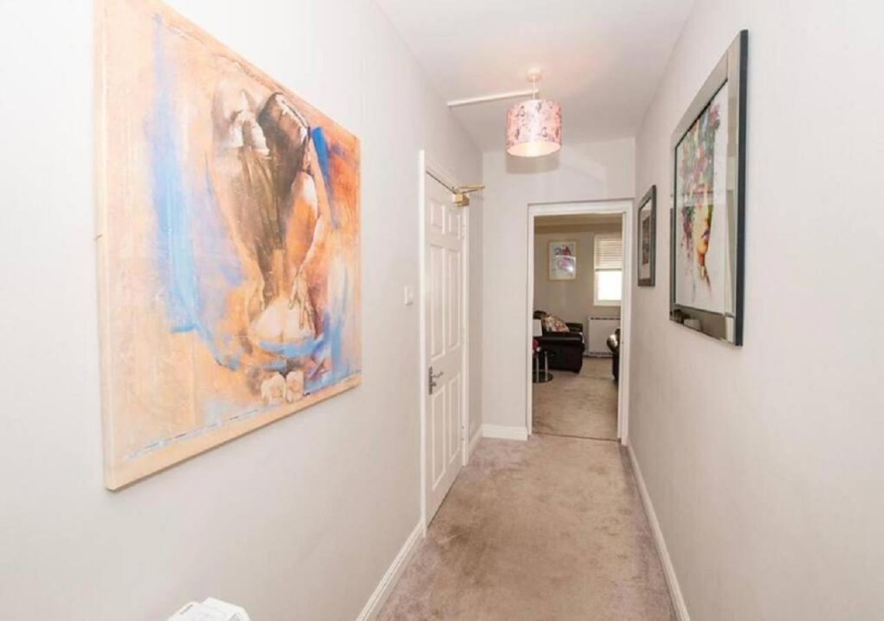 Pelican-Stylish 2-Bed Apartment Close To Beach & Town Scarborough Ngoại thất bức ảnh
